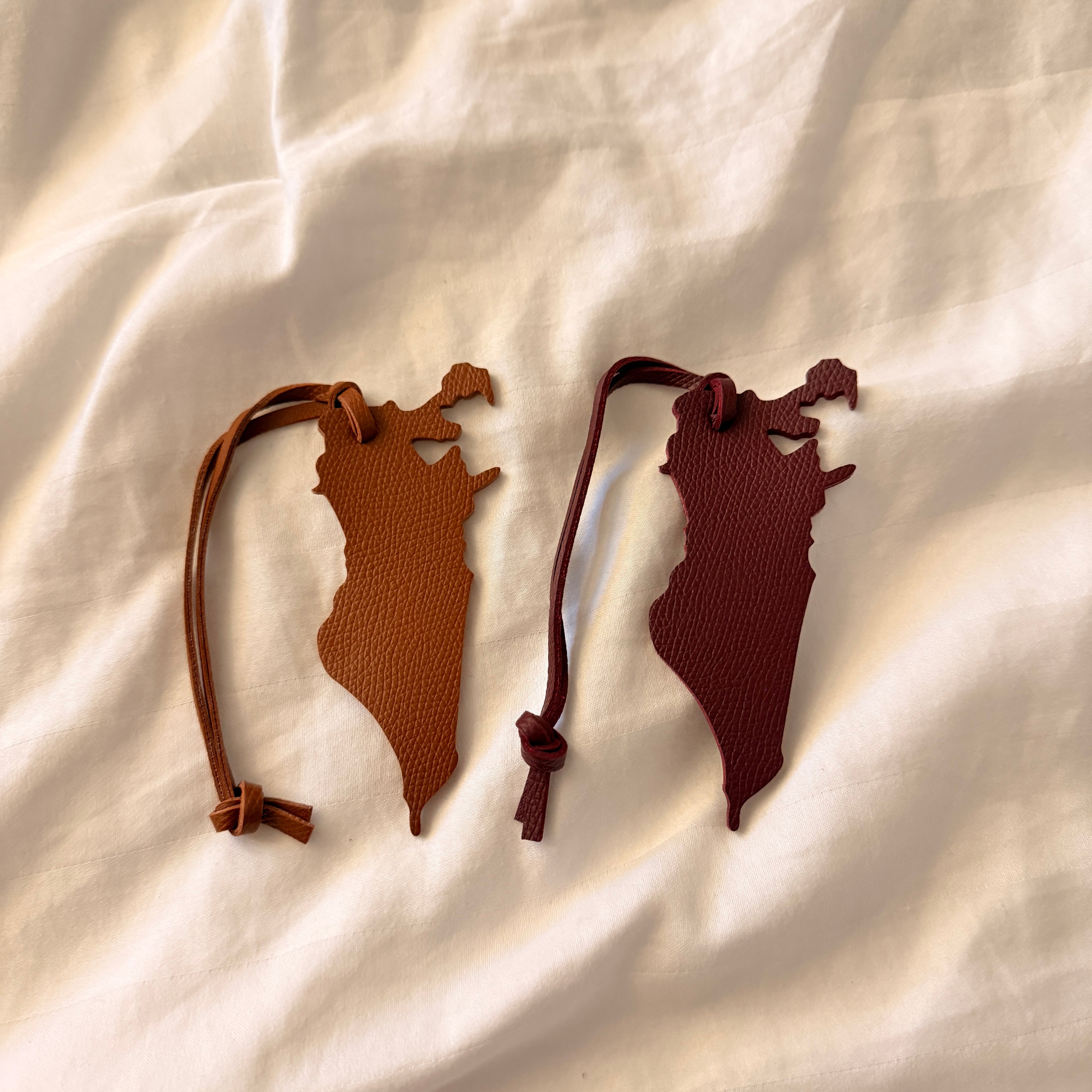 Bahrain map keychain 🇧🇭
