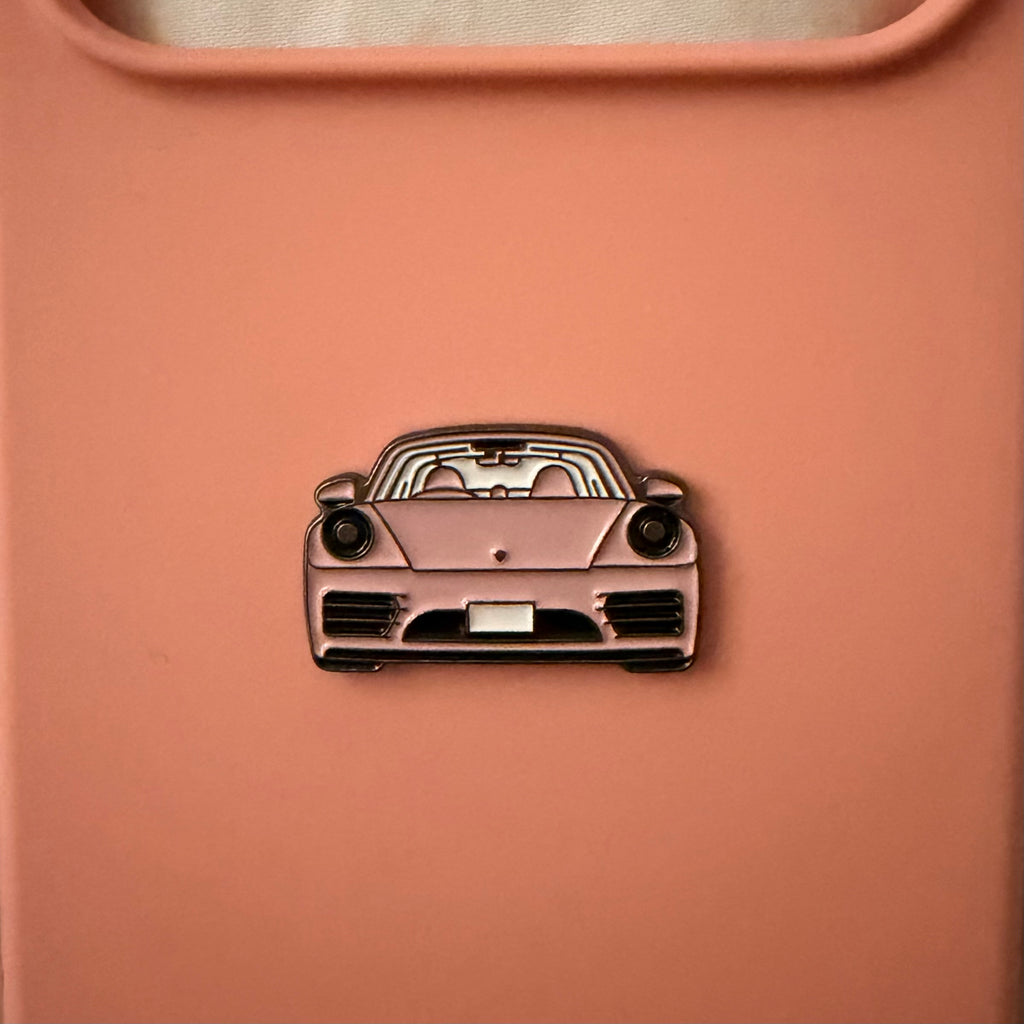 ملصق سيارة رياضية وردي – بدون كڤر
Pink Sports Car Sticker – No Case Included